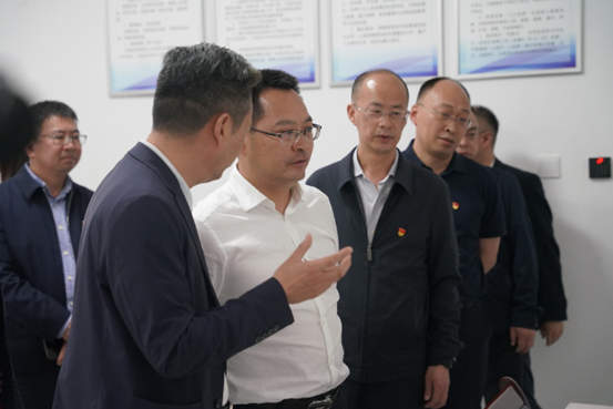 说明: 图片